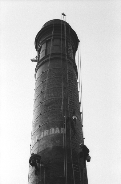 Chimneypointing199104