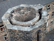 Double wall butressedchimney