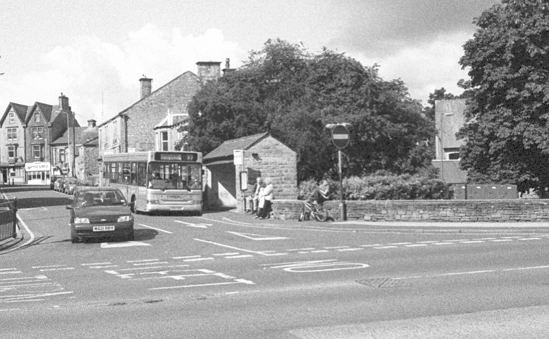 BarlickBus shelter041830