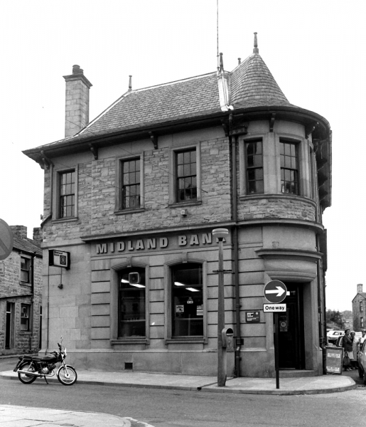 MidlandBankNewtown824601
