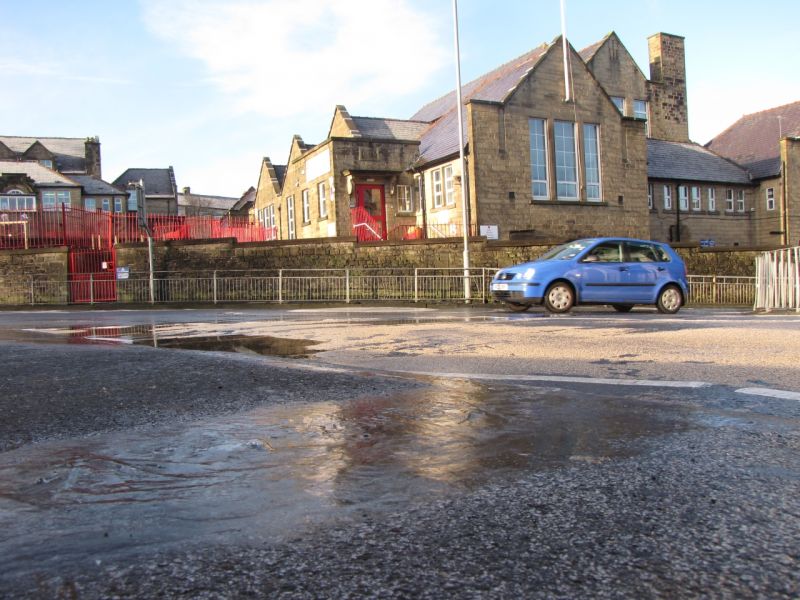 icy mini roundabout Feb 2014