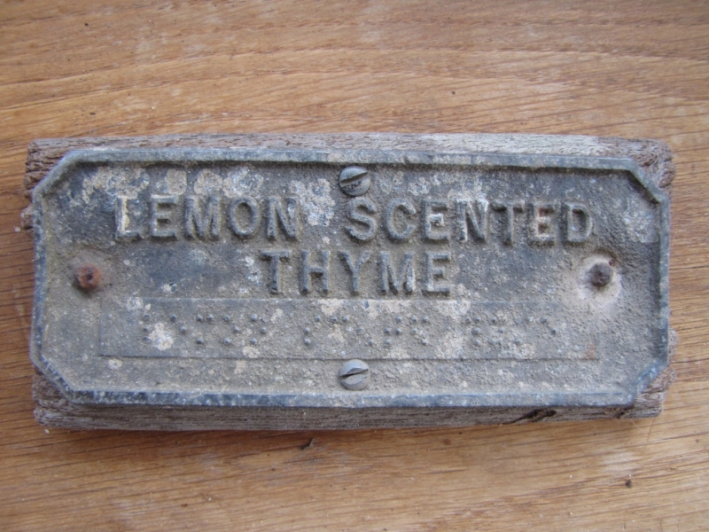 sensory garden plaques 003