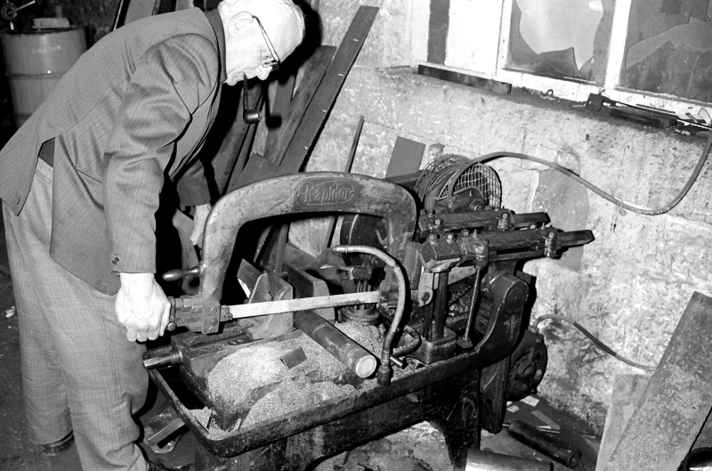 NewtonRapidorsaw7810901