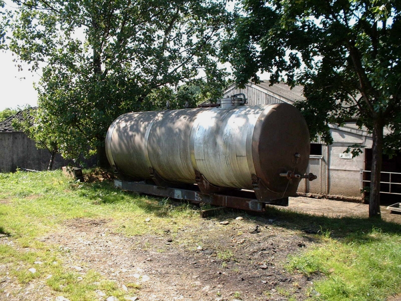 Darham tank at Bail Farm West Marton