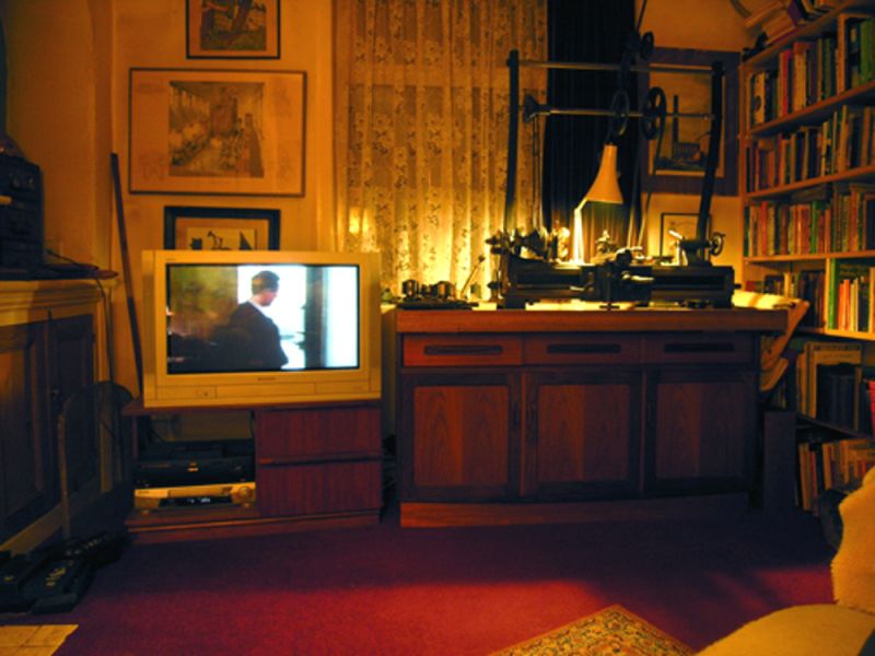 Frontroom310107