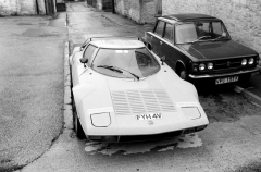 RogerPerryStratos803502