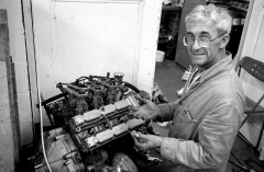 SGRogerFerrarirebuild842208