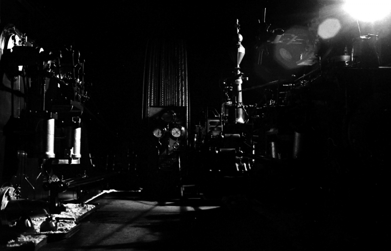Engineatnight7717701