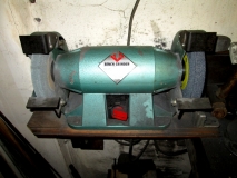 Bench grinder 091014