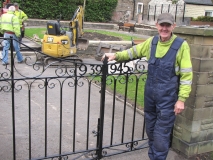 Mem Gdns work 12th Oct 2014 005