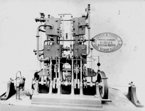 Yates & Thom 1895 inverted vertical twin tandem tr (2)
