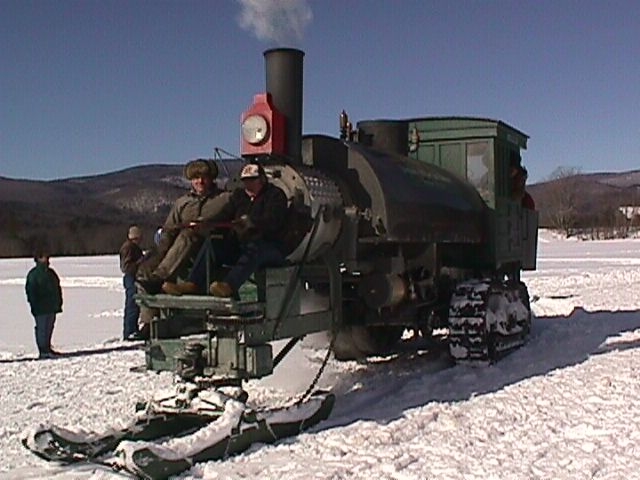 Ice locomotive