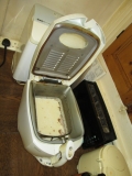 Deep fat fryer 070215