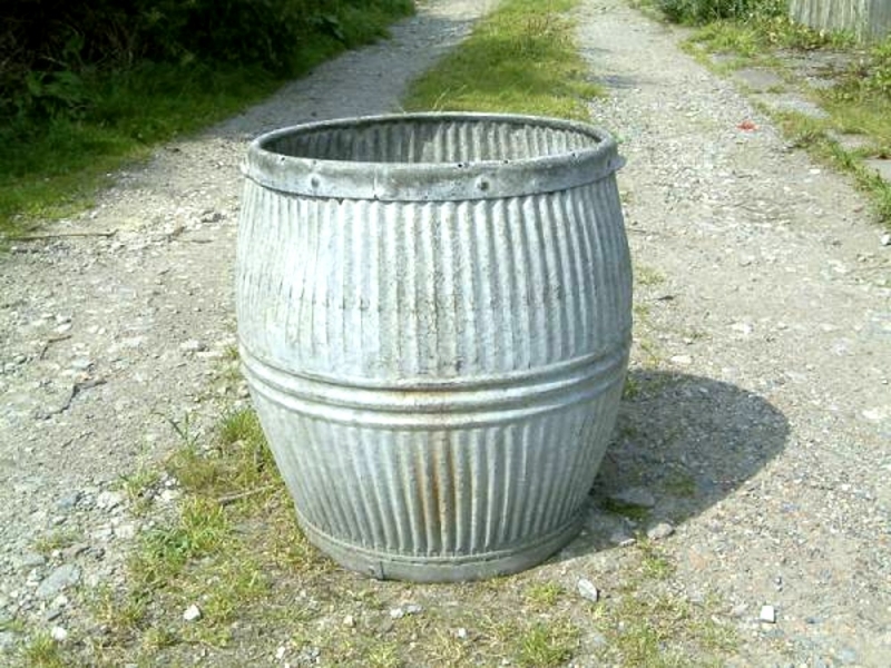 Dolly tub