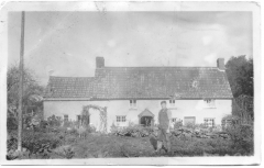 Tizer's house in 1930s