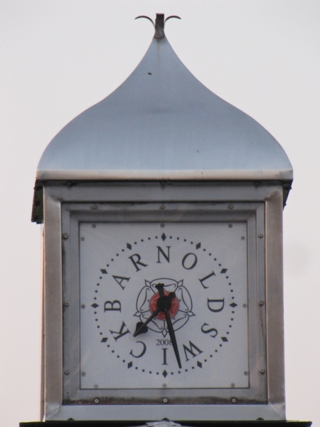 Clock 15 04 09 001