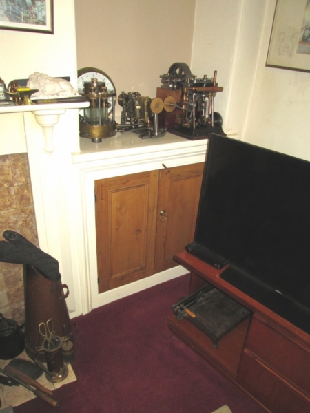 Front room reorganisation 191815